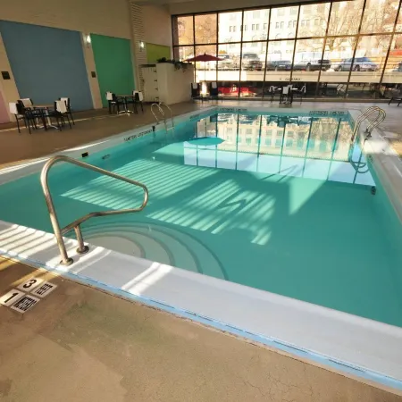Radisson Hotel Duluth-Harborview