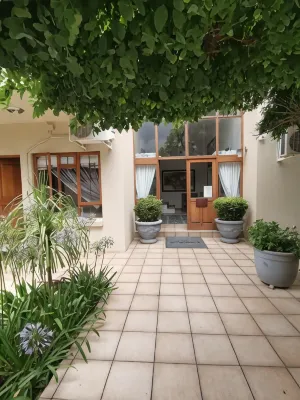 Rene's Guesthouse - Pet friendly