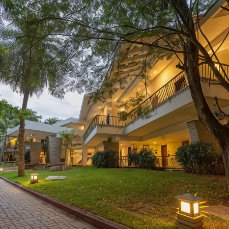 Silent Shores Resort & Spa