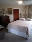 Regina house tea room guest house