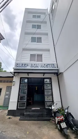 Sleepbox Hostel Phu Quoc Отели рядом с достопримечательностью «Лонг-Бич Перлс»