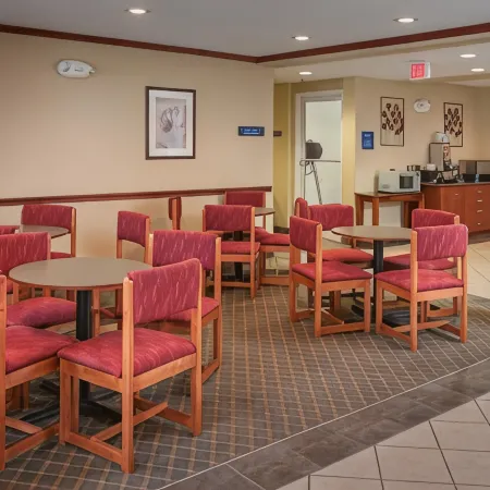 Microtel Inn & Suites by Wyndham Beckley East