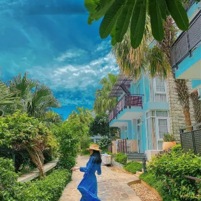 Seaside Resort Hotels near Ho May Amusement Park