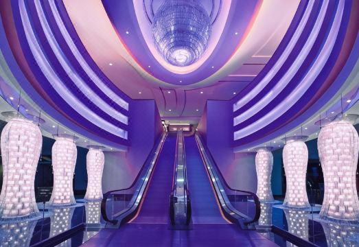 4. 플래닛 할리우드..