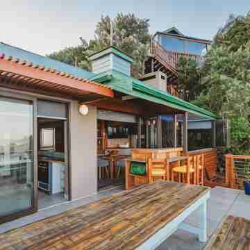 Under the Boardwalk B&B Guest House Hotel Exterior