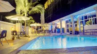 Woodpecker Resort Hotel Hotels in Kombo North