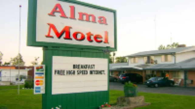 อัลมา โมเต็ล อัลมา โรงแรมใน