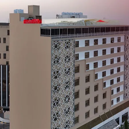 Parkside Plaza Muscat