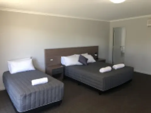 Coro Club Motel Hotels in Griffith