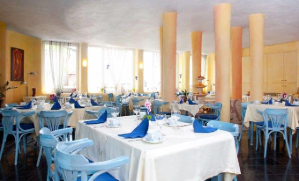 Hotel Georg - Housity