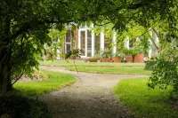Lakeside Cottage Luxury B&B Hotels in Kalorama