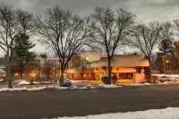 Holiday Inn Express Poughkeepsie فنادق في Poughkeepsie