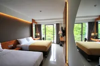 Hay Bandung Hotel dekat Pertigaan Trunojoyo Sultan Agung