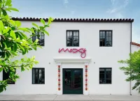 Moxy Santa Barbara Hotels in Santa Barbara