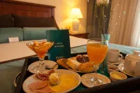 Epic Hotel Villa Mercedes - Bữa sáng