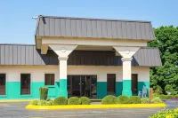 Quality Inn Hotels in Humphreys County