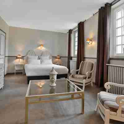 Logis Hôtel Charbonnel Rooms