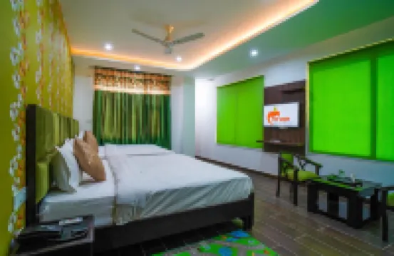 昌迪格紅蘋果酒店