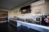 Amalia Center Hotels in Volvi