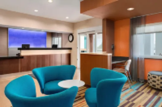 페어필드 인 & 스위트 리마