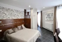 Hotel des Pyrénées Hotels in Belleville