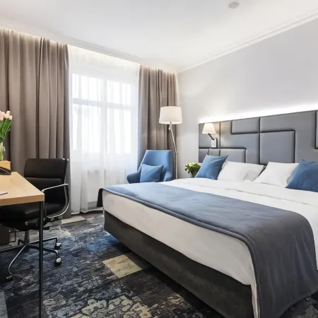 Hotel Włoski Italia Boutique Old Town Poznań Отели рядом с достопримечательностью «Мальтанское озеро»