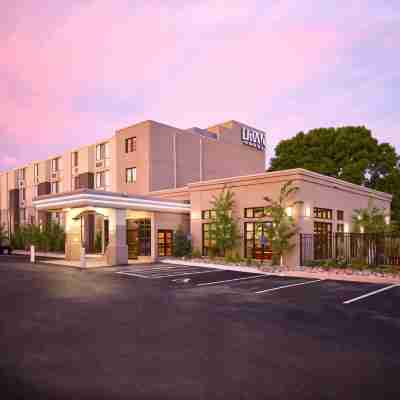 Livinn Hotel St Paul East / Maplewood Hotel Exterior
