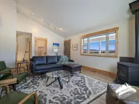 New Cabin | Sleeps 8 | Private Acreage | Mountain Views | Water Frontage