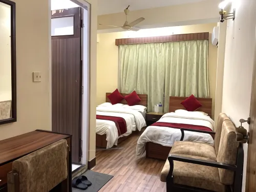 Hotel Discovery Inn - homestay