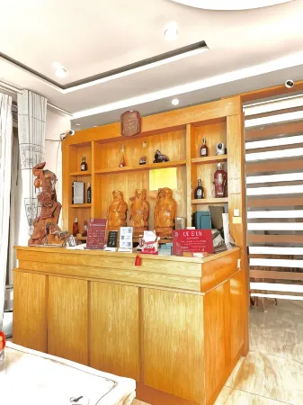 Hoàng Anh Hotel Отели в г. Duc Trong District