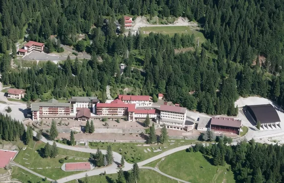 美麗意大利艾法村酒店