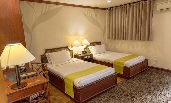 Oasis Hotel