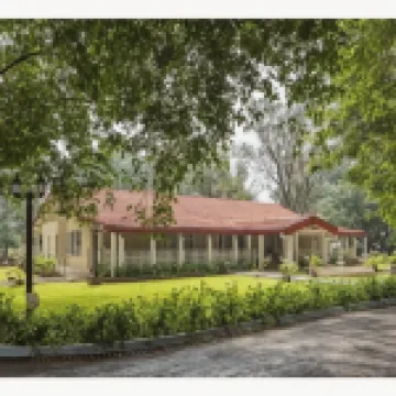 อะมาน สเตย์ส์ แอนด์ เทรลส์ สลูซ โฮส์, โลนาวาลา