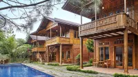 Jambuluwuk Convention Hall & Resort Puncak
