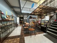 Re-Live Resort - 2-Star