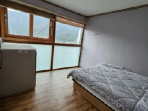 Sancheong Jirisan Noul Pension