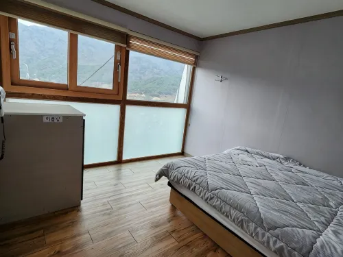 Sancheong Jirisan Noul Pension