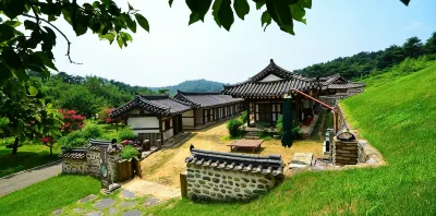 Seocheon Munheon Traditional Hotel Hotels in 