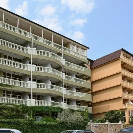 Парадиз Отели рядом с достопримечательностью «Имеретинский пляж»