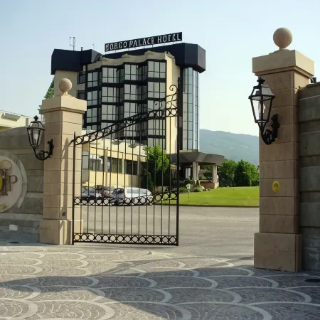 Borgo Palace Hotel