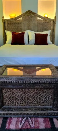 Dar Ben Jemia- Sidi Bou Saïd Отели рядом с достопримечательностью «Дворец Дар-Нежма-Эззахра»