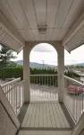 Best Budget Inn & Suites Kamloops - Airport Shuttle