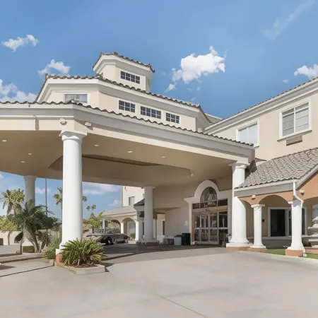 Comfort Suites Oceanside Camp Pendleton Area
