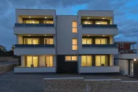 Pool Apartments & Rooms Mare - parking