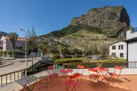 Jaca Hostel Porto da Cruz - Mountain view