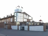 Chateau la Roca Hotels in Santander