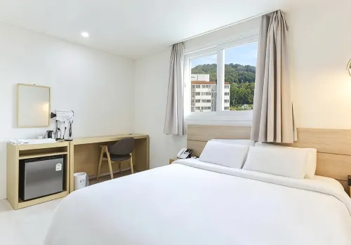 HARU Hotel