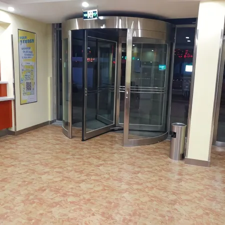 7Days Inn Chain Hotel (Qin County)