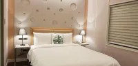 New California Hotel Hotels near MRT Dapinglin Station