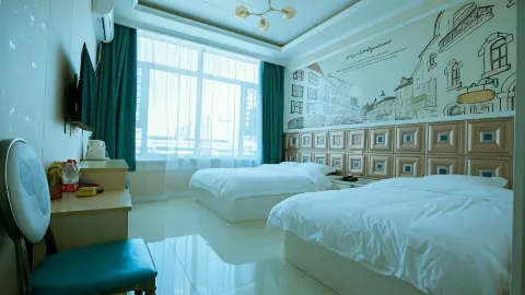 Baoquanling Guangyi Express Hotel in Luobei